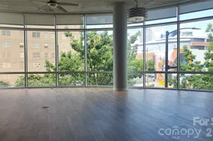 505 E 6th St, Charlotte, NC 28202 - Photo 7