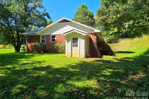 1797 Calvin Edney Rd, Mars Hill, NC 28754 - Photo 9