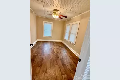 100 Perry Street, Marion, NC 28752 - Photo 13