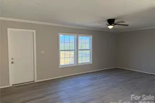 190 Noahs World Ln, Union Mills, NC 28167 - Photo 9