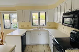 121 Burning Tree Ln, Flat Rock, NC 28731 - Photo 15