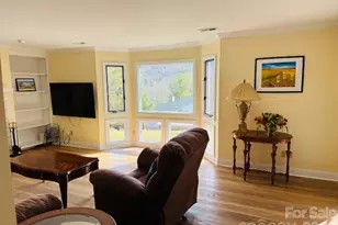 121 Burning Tree Ln, Flat Rock, NC 28731 - Photo 11