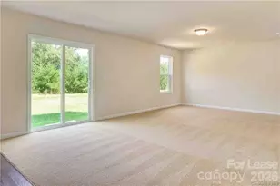 6736 Jerimoth Pl, Charlotte, NC 28215 - Photo 3