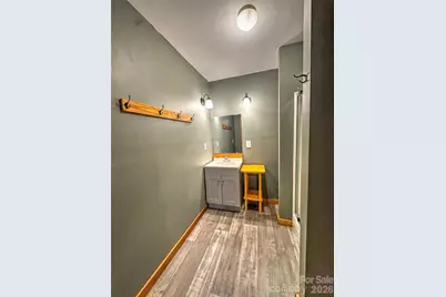 3807 Hwy 28 Highway, Robbinsville, NC 28771 - Photo 23