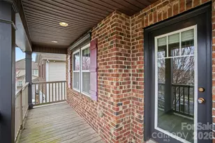 10916 Tower Oak Dr, Charlotte, NC 28269 - Photo 3