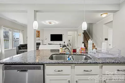 10916 Tower Oak Drive, Charlotte, NC 28269 - Photo 9