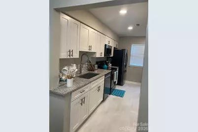 3108 Heathstead Place, Charlotte, NC 28210 - Photo 3