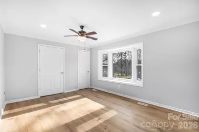 2447 Old Nc 27 Highway #10, Mount Holly, NC 28120 - Photo 17