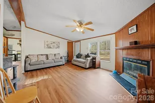 109 10th St NE, Hildebran, NC 28637 - Photo 5