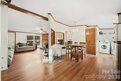 109 10th Street NE, Hildebran, NC 28637 - Photo 1