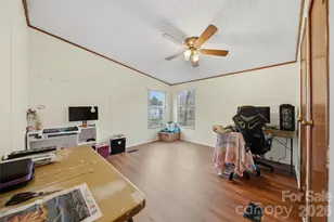 109 10th St NE, Hildebran, NC 28637 - Photo 9