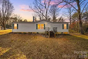 109 10th St NE, Hildebran, NC 28637 - Photo 13
