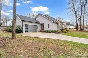 1317 Wyanoke Ave, Shelby, NC 28152 - Photo 3