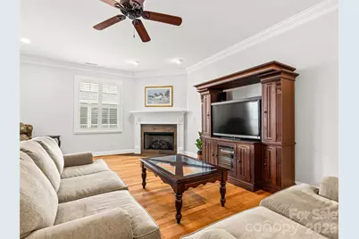 61 Blythe Commons Court, Hendersonville, NC 28791 - Photo 9