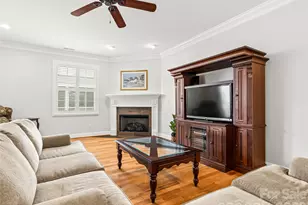 61 Blythe Commons Ct, Hendersonville, NC 28791 - Photo 9