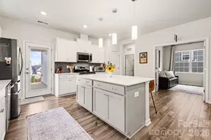 1709 Otter Perch Ln, Fort Mill, SC 29715 - Photo 13