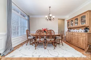 3308 Grandeur Rd, Charlotte, NC 28269 - Photo 5