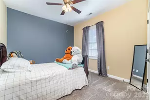 3308 Grandeur Rd, Charlotte, NC 28269 - Photo 17