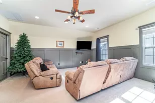 3308 Grandeur Rd, Charlotte, NC 28269 - Photo 19