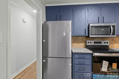 5300 Hickory Lane, Charlotte, NC 28216 - Photo 13