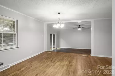 5300 Hickory Lane, Charlotte, NC 28216 - Photo 7