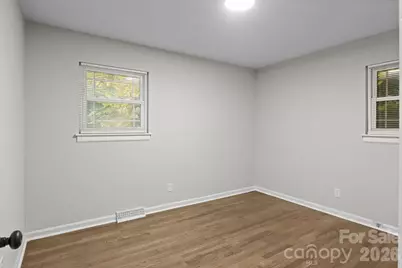 5300 Hickory Lane, Charlotte, NC 28216 - Photo 21