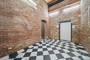 201 S Hoskins Rd, Charlotte, NC 28208 - Photo 19