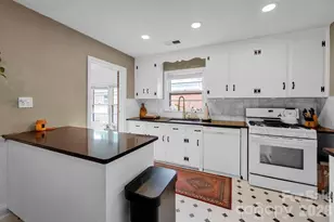 1227 Barkley Rd, Charlotte, NC 28209 - Photo 13