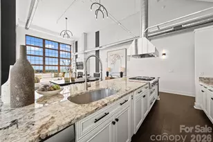 715 N Graham St, Charlotte, NC 28202 - Photo 13