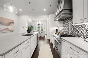 622 Mattie Rose Ln, Charlotte, NC 28204 - Photo 15