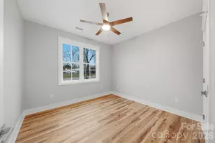 326 E Pine St, Maiden, NC 28650 - Photo 29