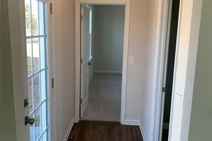 17212 Snug Harbor Rd, Charlotte, NC 28278 - Photo 11