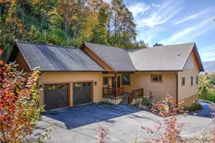 85 Fernbrook Dr, Waynesville, NC 28786 - Photo 5