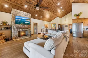 85 Fernbrook Dr, Waynesville, NC 28786 - Photo 11