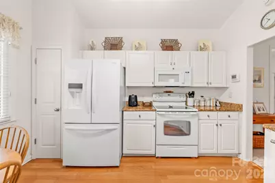 6016 Creekview Court, Harrisburg, NC 28075 - Photo 9