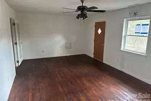 129 Ridgecrest Ave, Marble, NC 28905 - Photo 11