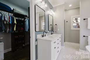 2711 Clemson Ave, Charlotte, NC 28205 - Photo 19