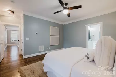 2711 Clemson Avenue, Charlotte, NC 28205 - Photo 17