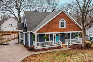 2711 Clemson Ave, Charlotte, NC 28205 - Photo 1