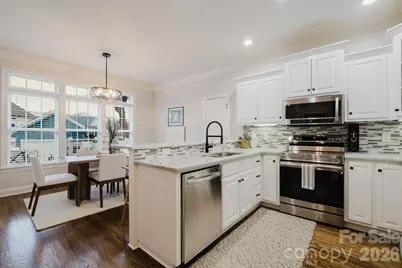 2711 Clemson Avenue, Charlotte, NC 28205 - Photo 11