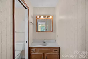 18726 Bluff Point Rd, Cornelius, NC 28031 - Photo 17