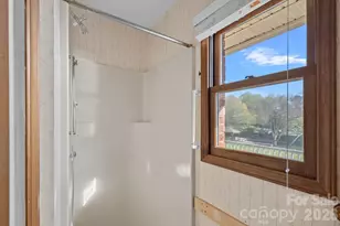 18726 Bluff Point Rd, Cornelius, NC 28031 - Photo 17