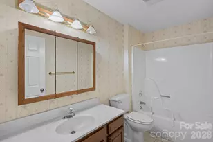 18726 Bluff Point Rd, Cornelius, NC 28031 - Photo 19