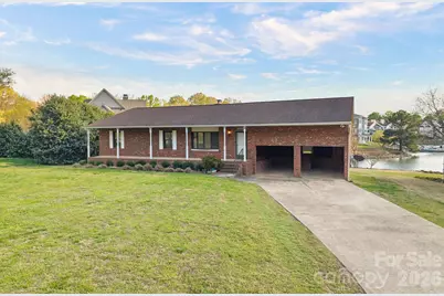 18726 Bluff Point Road, Cornelius, NC 28031 - Photo 5