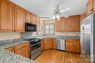 18726 Bluff Point Rd, Cornelius, NC 28031 - Photo 13