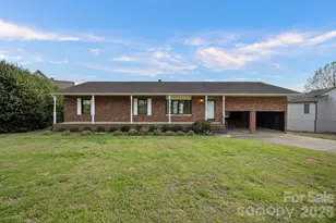 18726 Bluff Point Rd, Cornelius, NC 28031 - Photo 5