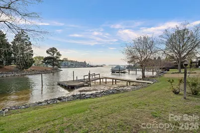 18726 Bluff Point Road, Cornelius, NC 28031 - Photo 27