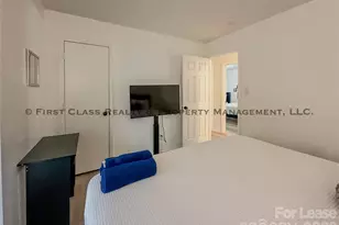 5819 Woodrock Ct, Charlotte, NC 28214 - Photo 5