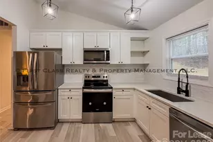 5819 Woodrock Ct, Charlotte, NC 28214 - Photo 19