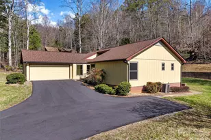 63 Pinecroft Rd, Asheville, NC 28804 - Photo 5